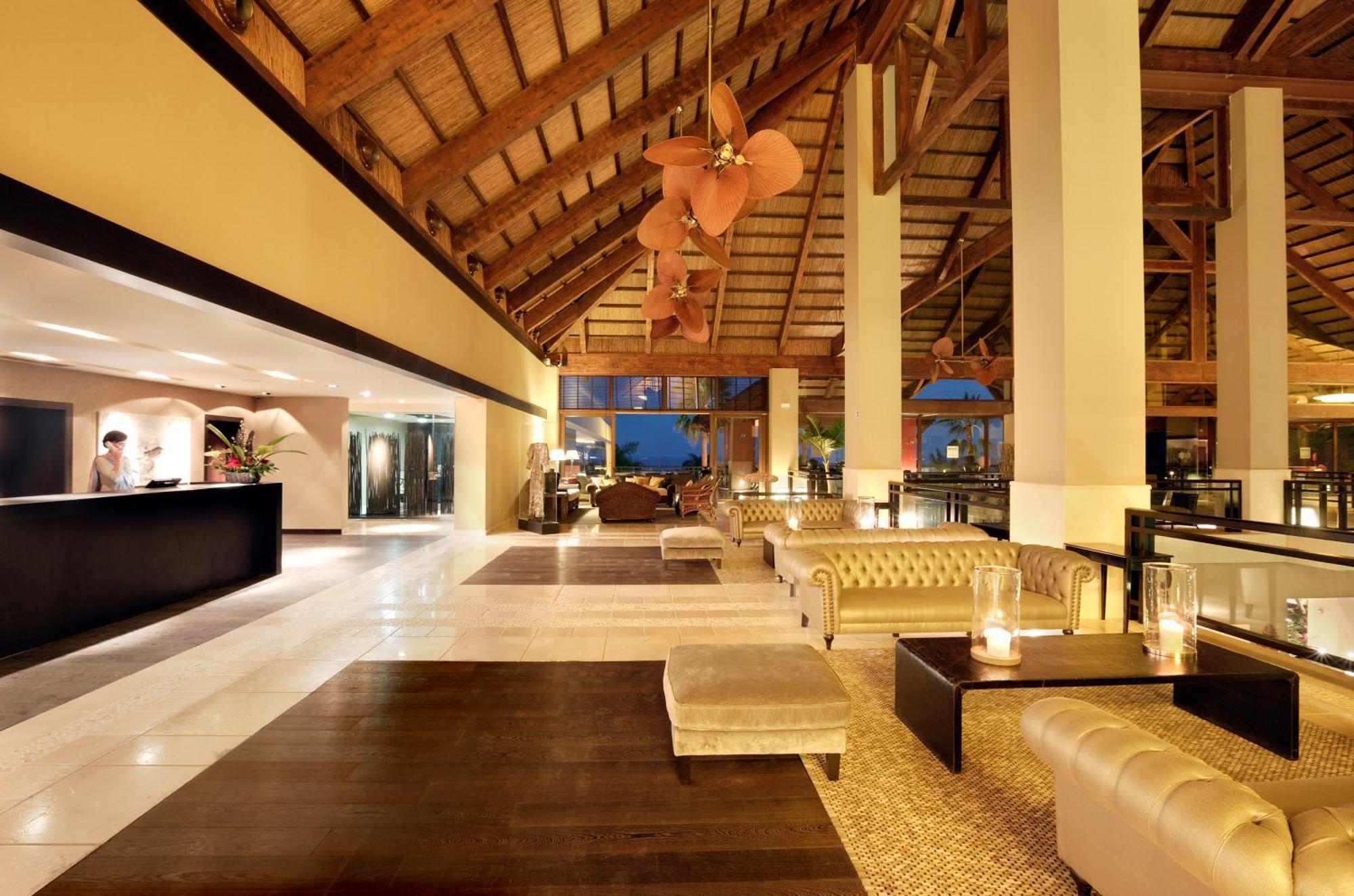 Asia Gardens Hotel & Thai Spa, A Royal Hideaway Hotel Финестрат Екстериор снимка Lobby