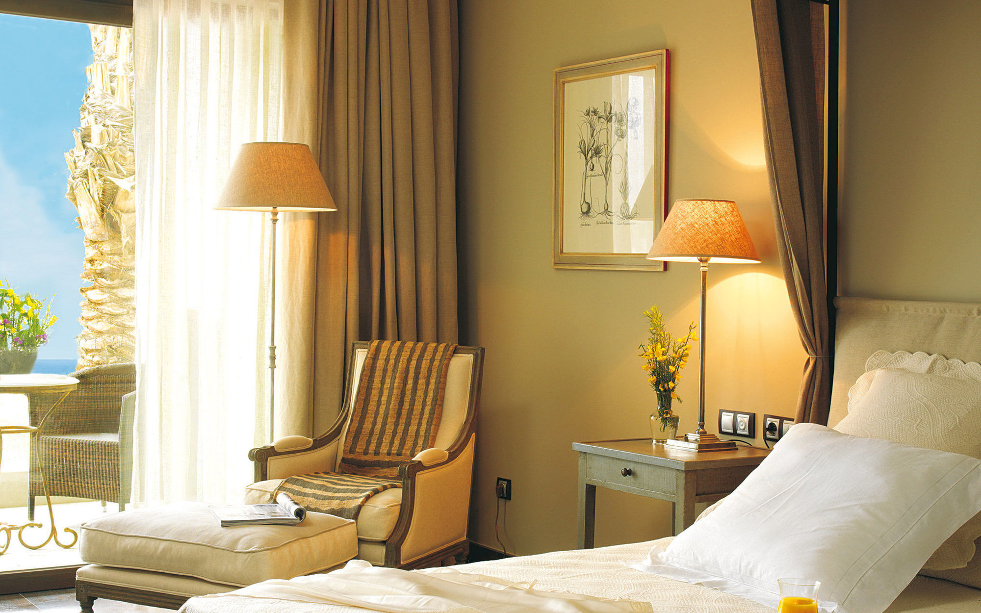 Asia Gardens Hotel & Thai Spa, A Royal Hideaway Hotel Финестрат Стая снимка A room at the hotel