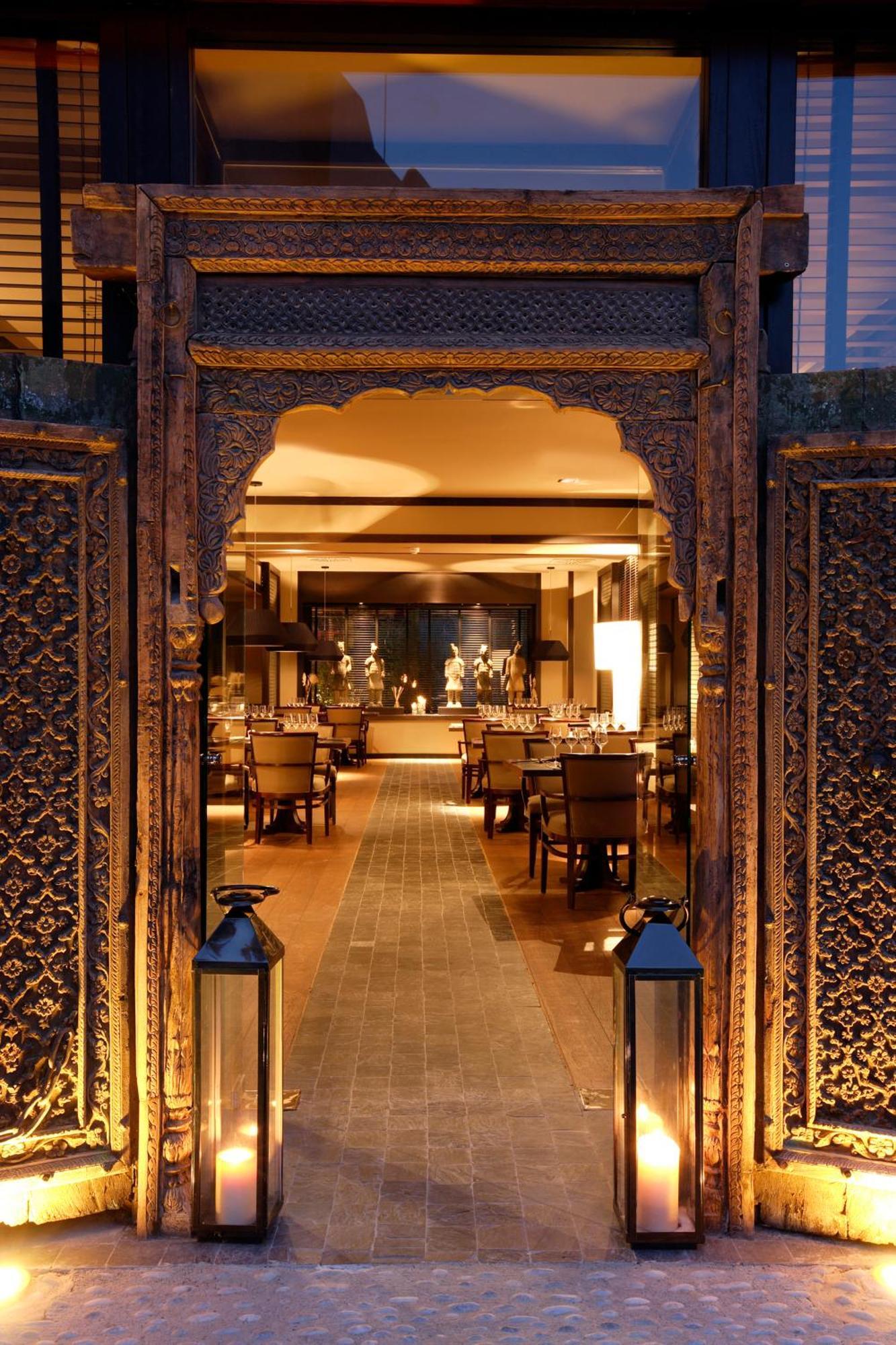 Asia Gardens Hotel & Thai Spa, A Royal Hideaway Hotel Финестрат Екстериор снимка The restaurant at the Taj Mahal Palace