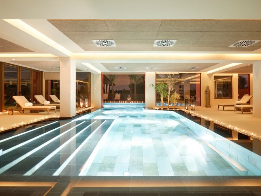 Asia Gardens Hotel & Thai Spa, A Royal Hideaway Hotel Финестрат Екстериор снимка The swimming pool at the hotel